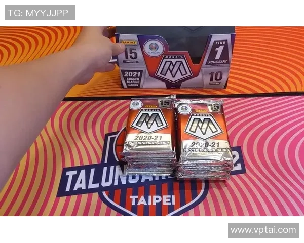 足球欧洲杯球星卡马赛克艺术作品展现传奇球员风采与激情